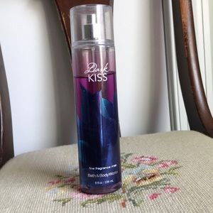 Dark kiss Bath and body works fragrance mist
